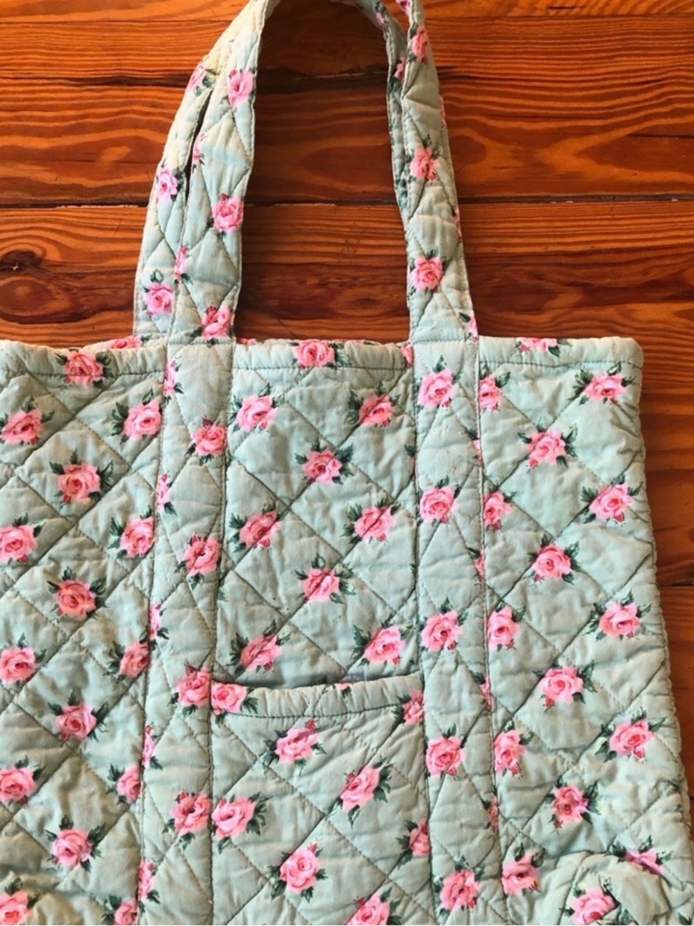 Two's Company quilted tote. Pale green with pink flowers